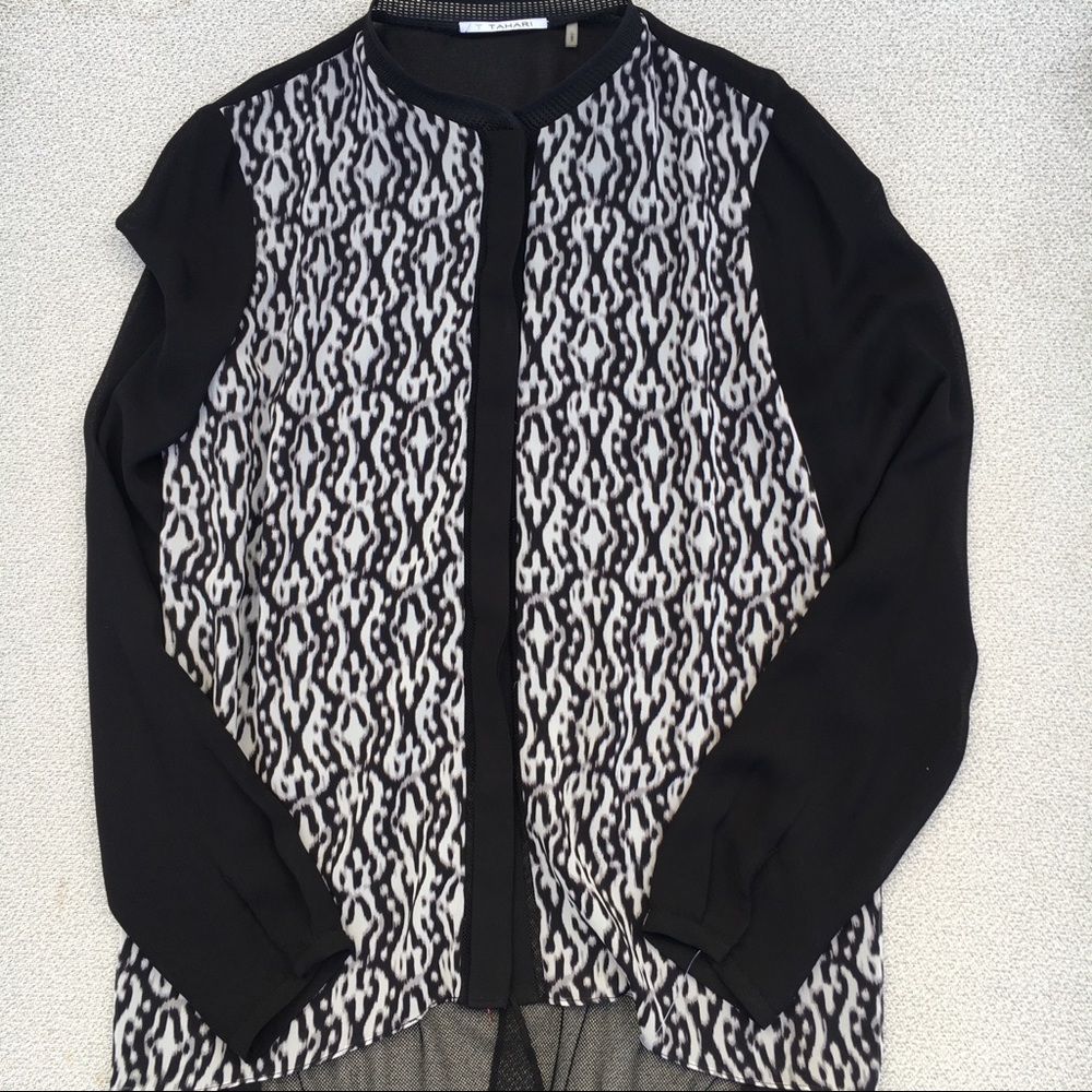 Tahari Blouse Black White Print